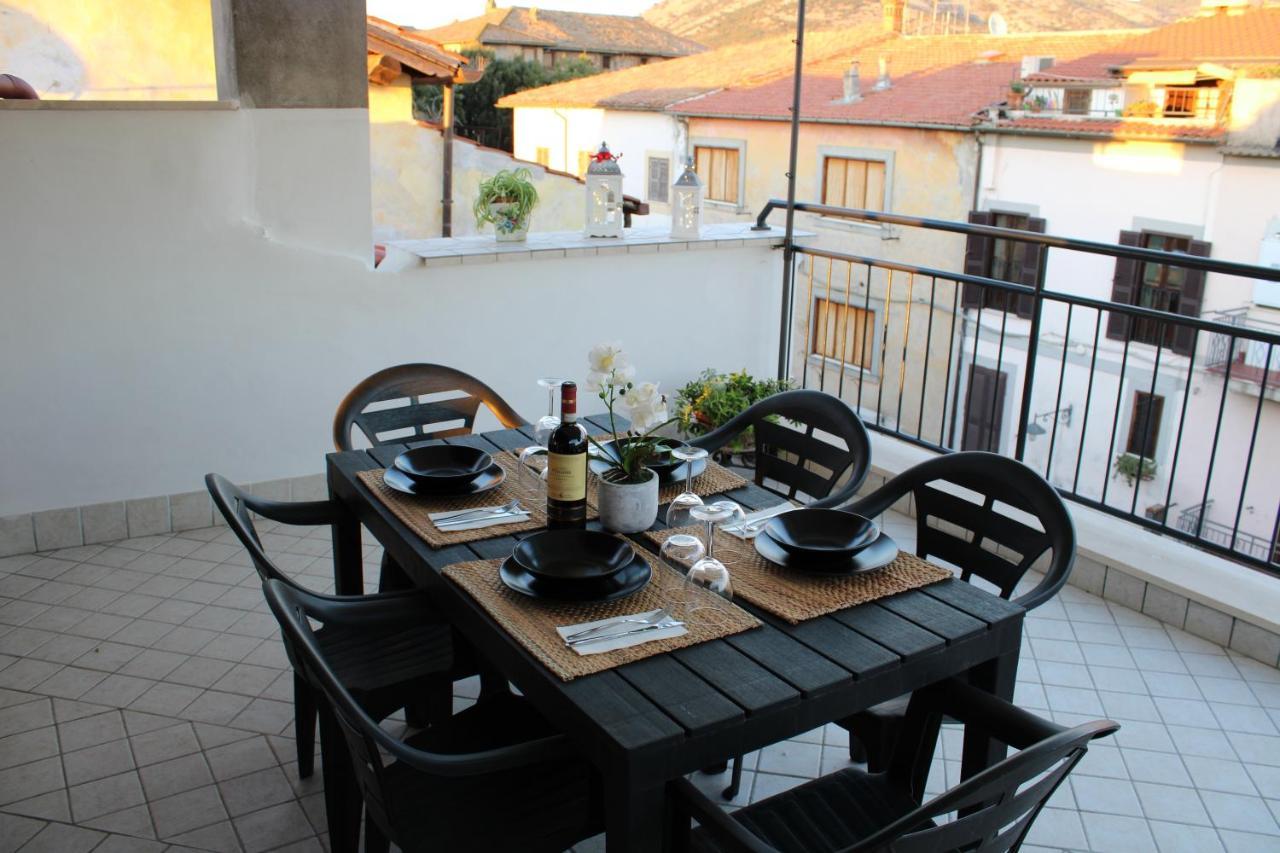 Апартаменты La Terrazza Sul Corso Giulianello Экстерьер фото